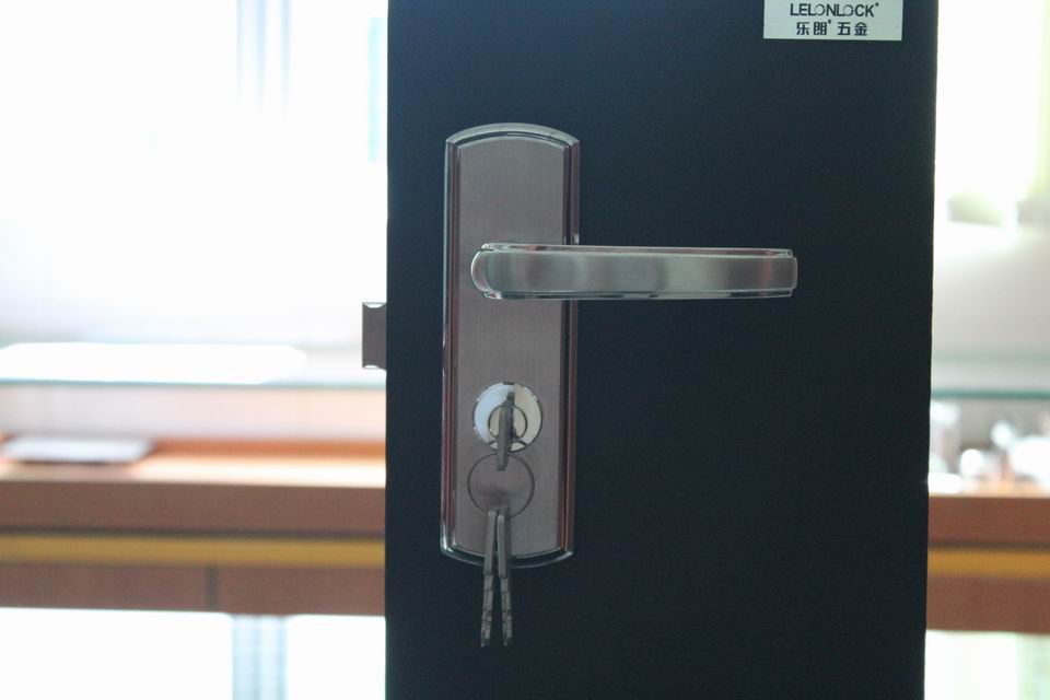 Supply all kinds of door lock inox new mortise door lock body with key