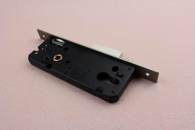 3585碰珠防風鎖體哪家好？