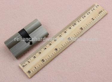 通開鎖芯哪家好？